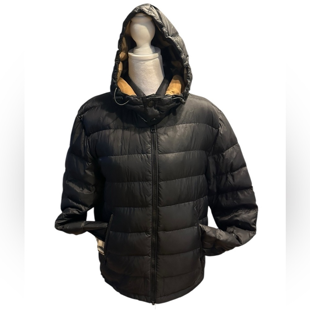 Burberry Men's Black Puffer Jacket size M